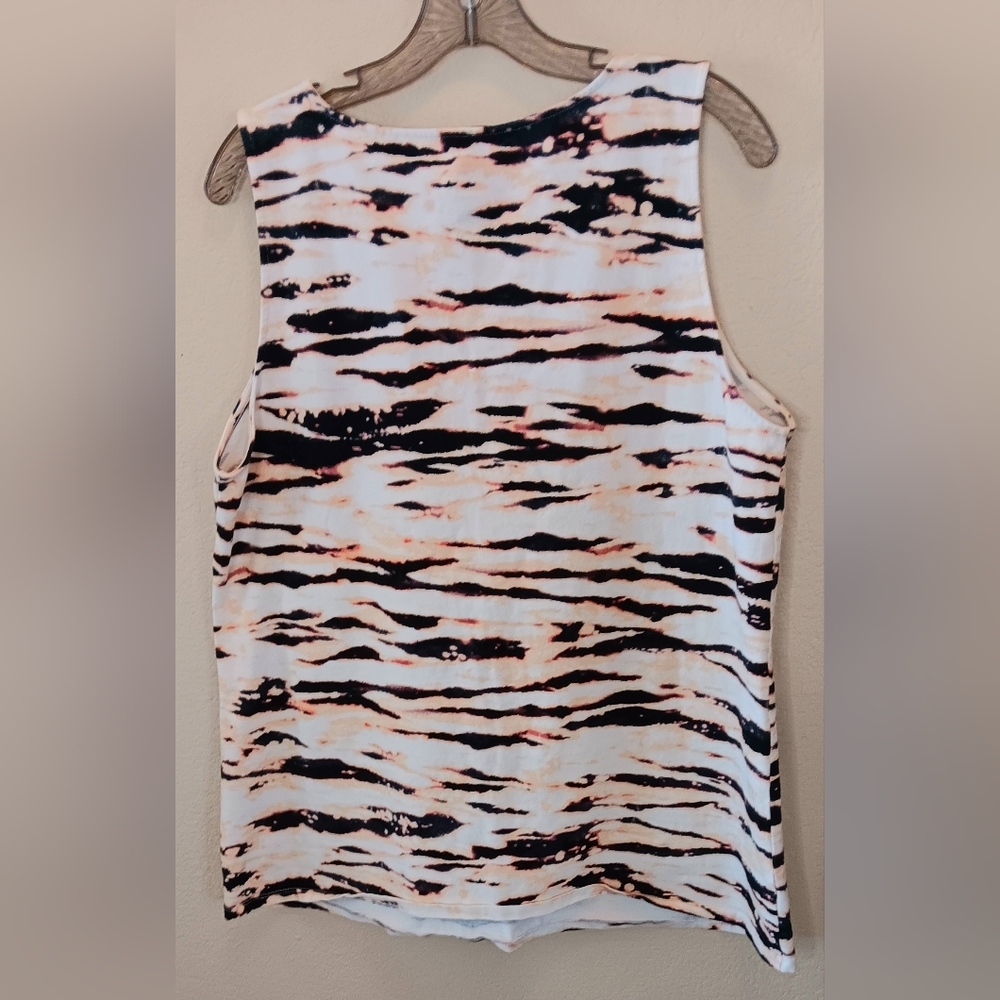 Torrid 3 Tiger Stripe Stretchy Tank Top V-Neck Black White Tan - Picture 2 of 5